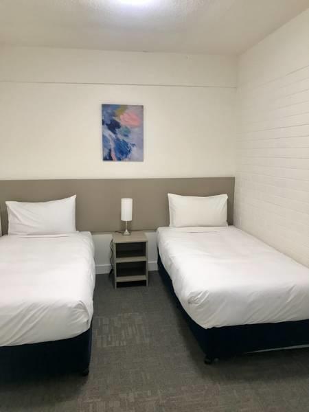 Adina Place Motel Apartments - Nambucca Heads Accommodation 10