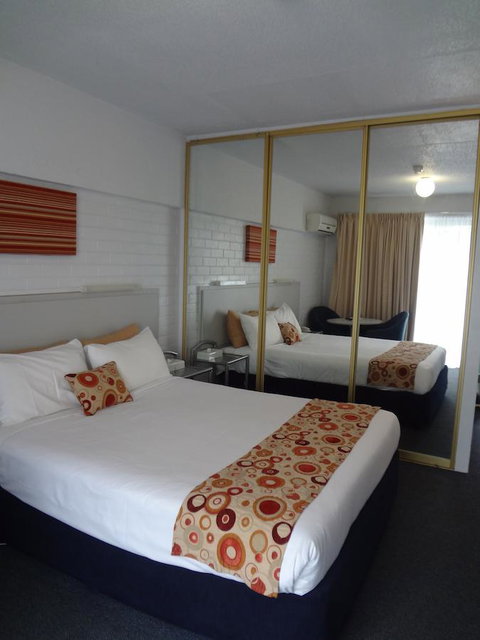Adina Place Motel Apartments - Nambucca Heads Accommodation 28