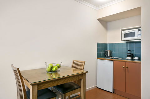 Hobart Waterfront Apartments - Nambucca Heads Accommodation 11