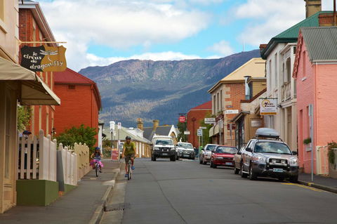 Hobart Waterfront Apartments - Nambucca Heads Accommodation 8