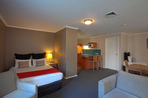 Hobart Waterfront Apartments - Nambucca Heads Accommodation 5