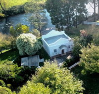 Forth River Cottage - Nambucca Heads Accommodation