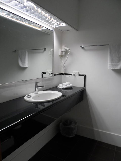 Commodore Regent - Nambucca Heads Accommodation 8