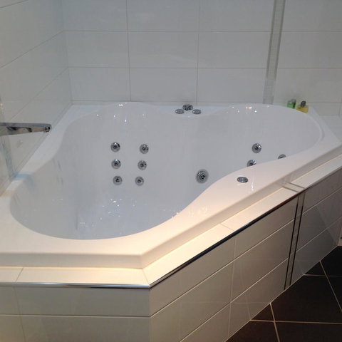 Commodore Regent - Nambucca Heads Accommodation 13