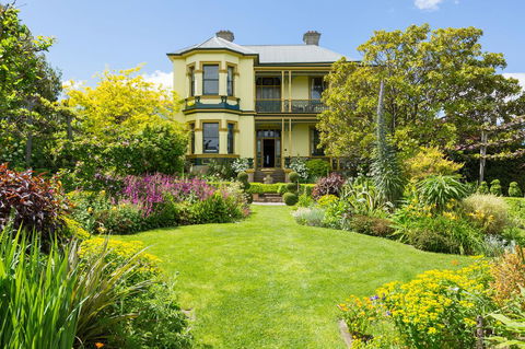 The Corinda Collection - Nambucca Heads Accommodation 0