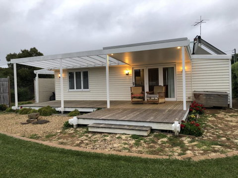 Richmond Bridge Accommodation â€œTwo The Bridgeâ€ - Nambucca Heads Accommodation 1