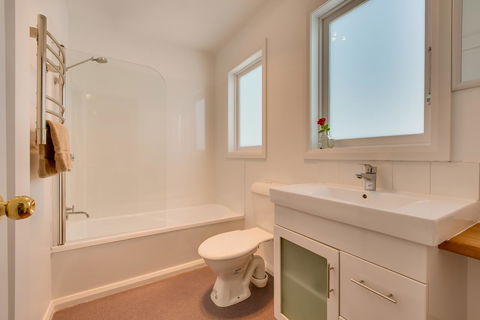Rosehaven Cottage - Nambucca Heads Accommodation 16
