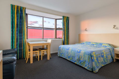 Mayfair Plaza Motel And Apartments - Nambucca Heads Accommodation 11
