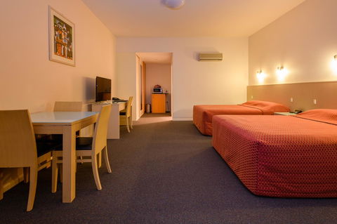 Mayfair Plaza Motel And Apartments - Nambucca Heads Accommodation 6