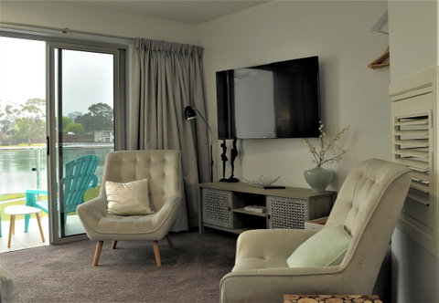 Ulverstone River Edge HolidayApartments - Nambucca Heads Accommodation 1