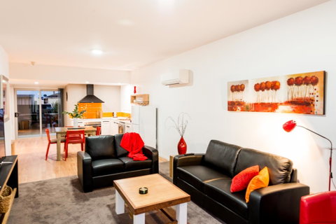 Ulverstone River Edge HolidayApartments - Nambucca Heads Accommodation 14