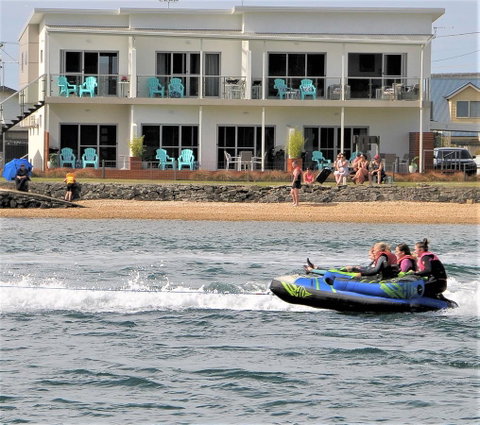 Ulverstone River Edge HolidayApartments - Nambucca Heads Accommodation 11