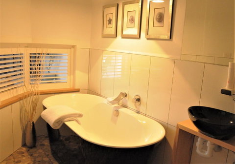 Ulverstone River Edge HolidayApartments - Nambucca Heads Accommodation 13
