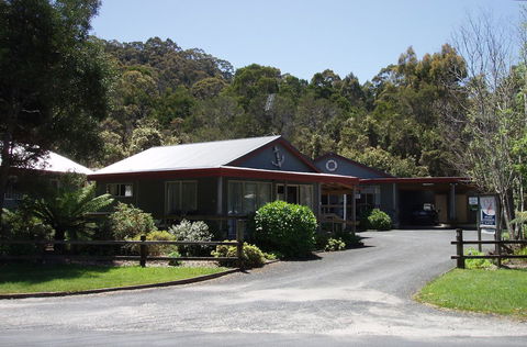 The Crays Accommodation - Nambucca Heads Accommodation 0