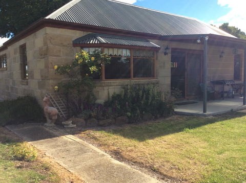 Our Cottage - Nambucca Heads Accommodation 10