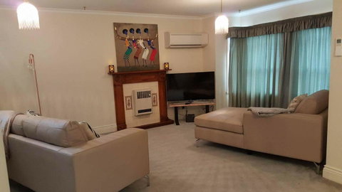 City Townhouse Walking Distance To City - Nambucca Heads Accommodation 5