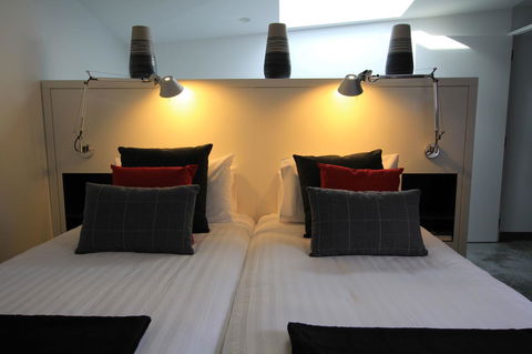 Old Bishop\'s Quarters Heritage, Modern & Unique Accommodation - Nambucca Heads Accommodation 4