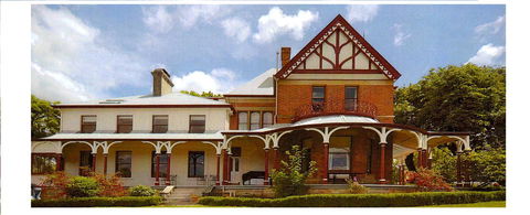 Old Bishop\'s Quarters Heritage, Modern & Unique Accommodation - Nambucca Heads Accommodation 11