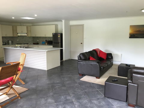 Island Breeze Motel - Nambucca Heads Accommodation 3