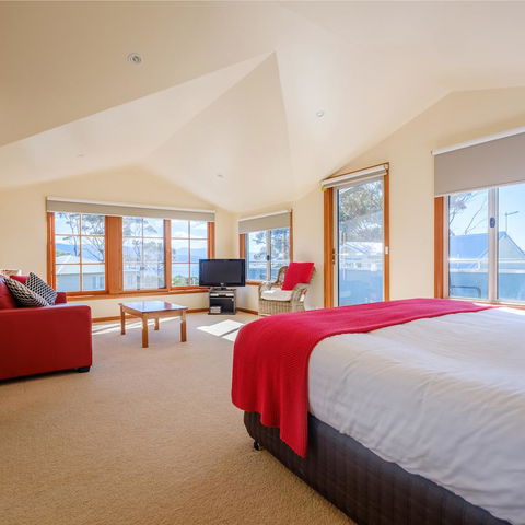 Cod Rock Point - Nambucca Heads Accommodation 11