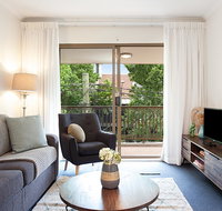 Newly-furnished 2-Bed Apartment with Gym and Pool - Nambucca Heads Accommodation