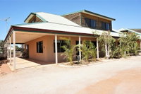 Ningaloo Breeze Villa 4 - 3 Bedroom Fully Self-Contained Holiday Accommodation