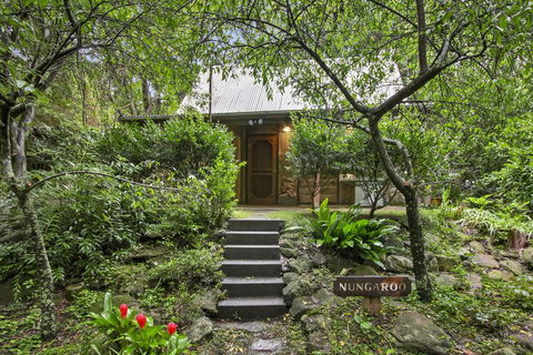 NUNGAROO COTTAGE - Nambucca Heads Accommodation 1