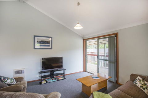Ocean 1/38 - Ocean's Apartment - Nambucca Heads Accommodation 2