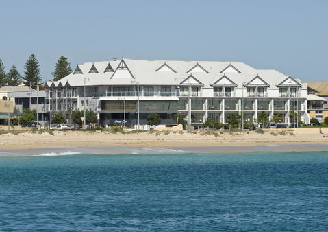 Ocean Centre Hotel - Nambucca Heads Accommodation 0