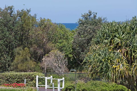 OCEAN RETREAT ON SALT 5203 - Nambucca Heads Accommodation 3