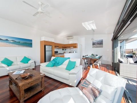 One Mile Cl, Townhouse 22, 26, The Deckhouse - Nambucca Heads Accommodation 1