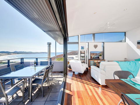 One Mile Cl, Townhouse 22, 26, The Deckhouse - Nambucca Heads Accommodation 0
