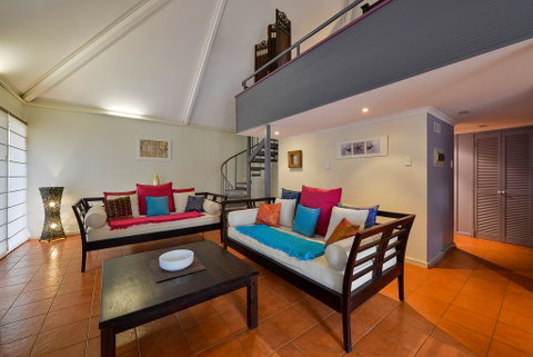 Osprey Holiday Village Unit 112 -Vibrant 3 Bedroom Holiday Villa With A Pool In The Complex - Nambucca Heads Accommodation 0