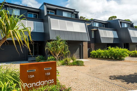 Pandanas Apartments 15B - Mollymook Beach - Nambucca Heads Accommodation 2