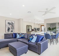 Park Avenue Luxe Townhouse Brand New Sleeps 9 - Nambucca Heads Accommodation