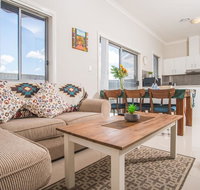 PEACEFUL 2Kingbed RootyHill Townhouse near Station - Nambucca Heads Accommodation