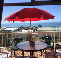 Penguin Seaside Homestay - Nambucca Heads Accommodation