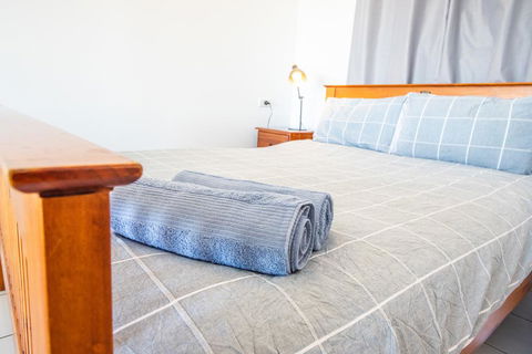 Penneshaw Beach Stay - Nambucca Heads Accommodation 2