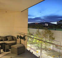 Perfectly Located Modern Apartment - Canberra CBD - Nambucca Heads Accommodation