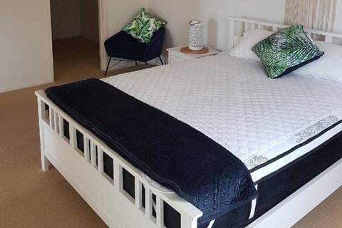 Pet Friendly Paradise Near Beach - Nambucca Heads Accommodation 2