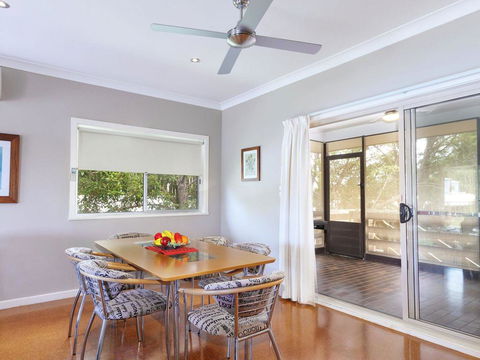 Pets Welcome - Magic Moments - Nambucca Heads Accommodation 2