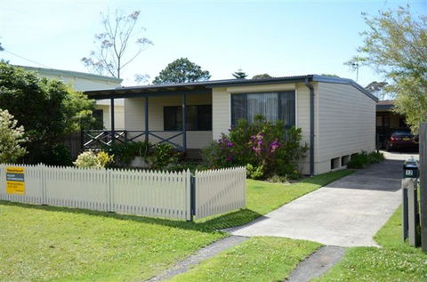 Rackham 12 - Nambucca Heads Accommodation 0