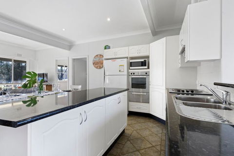 Rakali Cottage Lake Conjola - Nambucca Heads Accommodation 2