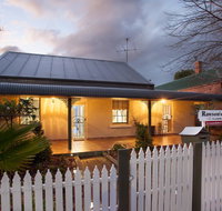 Rawson's Retreat - Five Bedroom Home - Walk CBD - Includes Breakfast - Nambucca Heads Accommodation