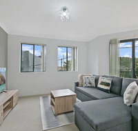 REDFERN 3 BEDROOM APARTMENT FREE PARKING WALK TO CENTRAL STATION NRE187 - Nambucca Heads Accommodation