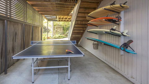 Rennies Retreat-Bushland & Ocean Views - Nambucca Heads Accommodation 3