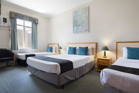 Rex Hotel Adelaide - Nambucca Heads Accommodation 0