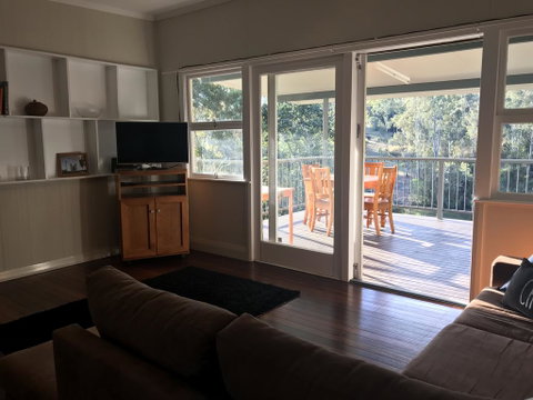 Riverview Cottage - Nambucca Heads Accommodation 1