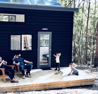 Robinson Crusoe Tiny House - Nambucca Heads Accommodation