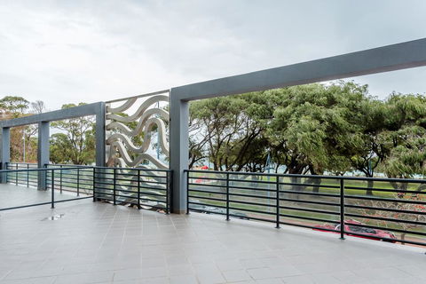 Rockingham Beachfront Apartment - Nambucca Heads Accommodation 0